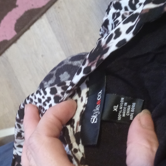 SOLD- Style & Co. Black and white animal print top, size XL. - Picture 4 of 4